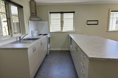 Photo of property in 42 Raroa Road, Kelburn, Wellington, 6012