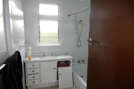 Photo of property in 1 Gladstone Drive, Oamaru North, Oamaru, 9400