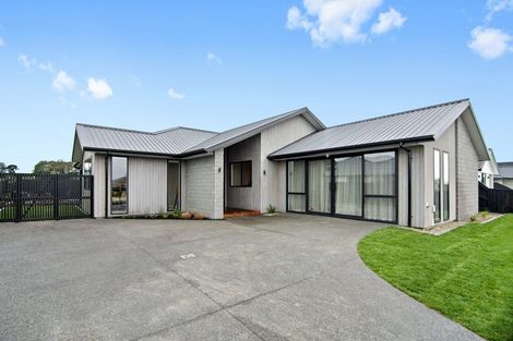 Photo of property in 16 Kimbrae Drive, Rototuna North, Hamilton, 3210