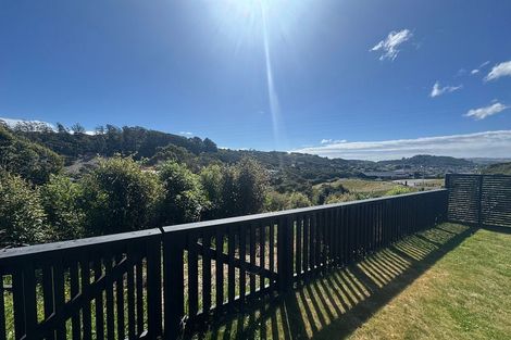 Photo of property in 8 Holystone Road, Whitby, Porirua, 5024