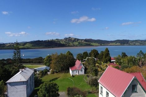 Photo of property in 5 Kirkpatrick Street, Kohukohu, 0491