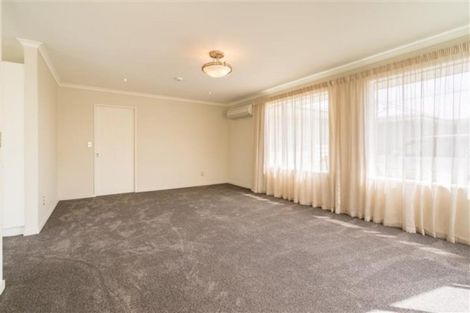 Photo of property in 8 Reid Avenue, Mosgiel, 9024