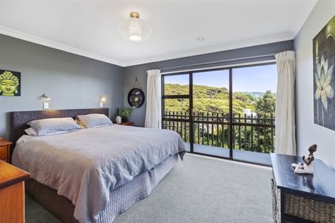 Photo of property in 40 Kinloch Place, Papakowhai, Porirua, 5024