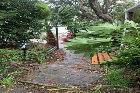Photo of property in 53 Granger Road, Cockle Bay, Auckland, 2014