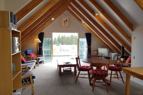 Photo of property in 16 O'neill Place, Lake Tekapo, 7999
