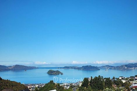 Photo of property in 52 Cypress Drive, Maungaraki, Lower Hutt, 5010