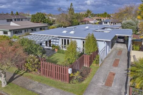 Photo of property in 28 Clements Crescent, Queenwood, Hamilton, 3210