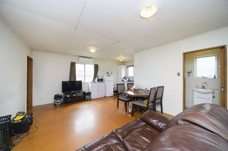 Photo of property in 63 Park Road, West End, Palmerston North, 4412