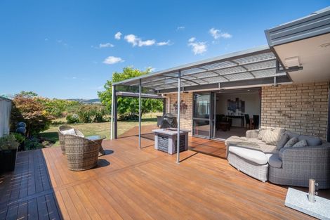 Photo of property in 147 Pacific Drive, Fitzherbert, Palmerston North, 4410