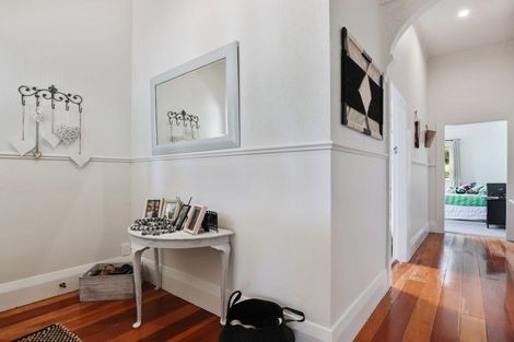 Photo of property in 218 River Road, Claudelands, Hamilton, 3214