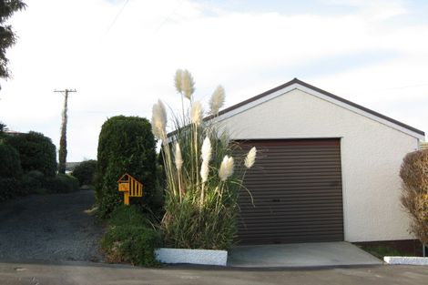 Photo of property in 62 Knights Road, Rothesay Bay, Auckland, 0630