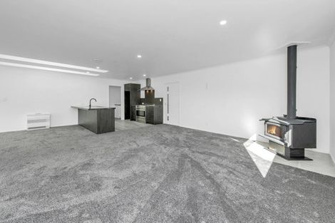 Photo of property in 66 North Terrace, Darfield, 7510