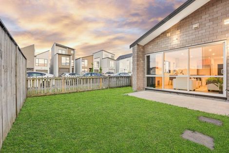 Photo of property in 20 Herekino Street, Westgate, Auckland, 0814