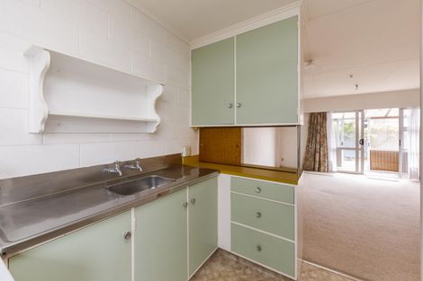 Photo of property in 2/364 Featherston Street, Palmerston North, 4414
