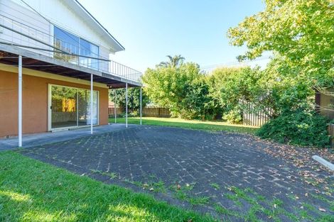Photo of property in 51 Hepburn Road, Glendene, Auckland, 0602