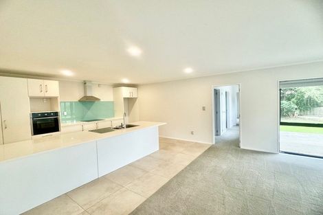 Photo of property in 12b The Avenue, Albany, Auckland, 0632