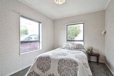 Photo of property in 4/410 Saint Aubyn, Hastings, 4122