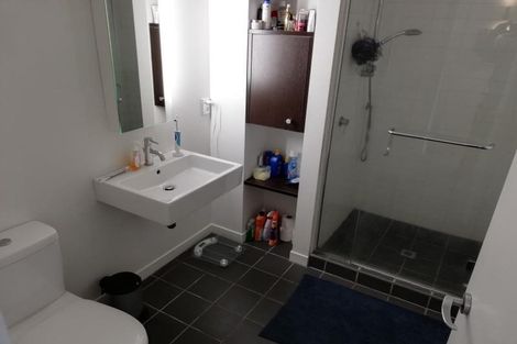 Photo of property in Montreaux Apartments, 9i/164 The Terrace, Wellington Central, Wellington, 6011