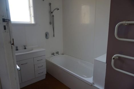 Photo of property in 1025 Beatty Street, Mayfair, Hastings, 4122