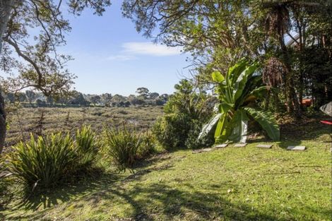 Photo of property in 9 Onewa Road, Northcote, Auckland, 0627