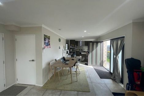 Photo of property in 14a Elliot Street, Howick, Auckland, 2014