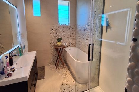 Photo of property in 101 Kimihia Road, Huntly, 3700