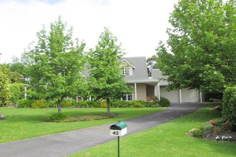 Photo of property in 42 Rosella Grove, Waimauku, 0812