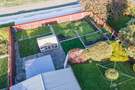 Photo of property in 12 Penwood Street, Russley, Christchurch, 8042