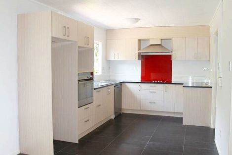 Photo of property in 29 Santiago Crescent, Unsworth Heights, Auckland, 0632