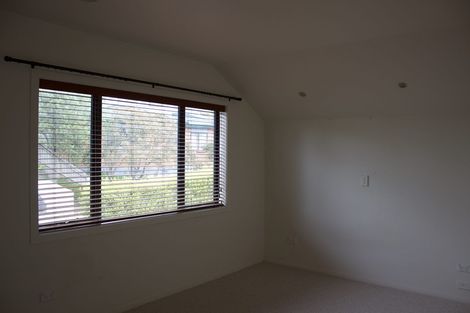 Photo of property in 15 Bushglen Court, Browns Bay, Auckland, 0630