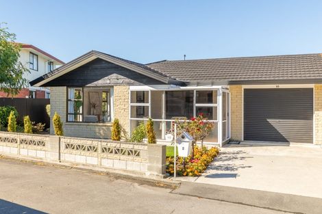 Photo of property in 2/10 Guise Lane, Hillmorton, Christchurch, 8025