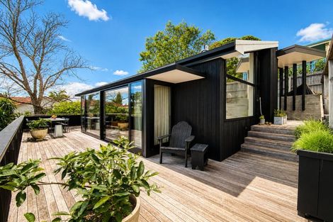 Photo of property in 46a Vauxhall Road, Devonport, Auckland, 0624