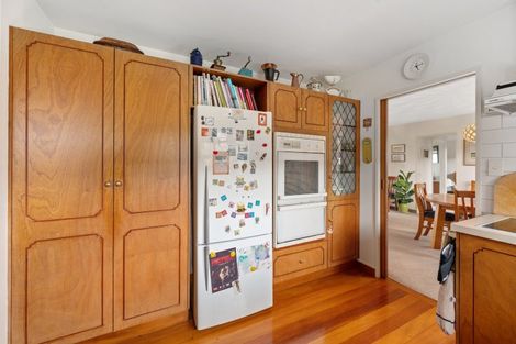 Photo of property in 2 Webb Place, Taradale, Napier, 4112