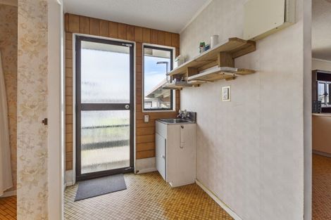 Photo of property in 15 Hewson Crescent, Otaki Beach, Otaki, 5512