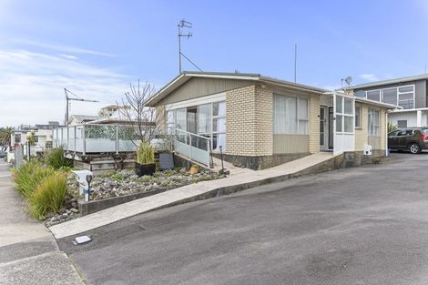 Photo of property in 11 Hine Street, New Plymouth, 4310