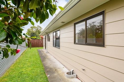 Photo of property in 5 Edgecombe Court, Roslyn, Palmerston North, 4414