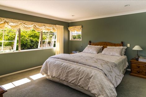 Photo of property in 29 Kenrigg Road East, Kinloch, Taupo, 3377