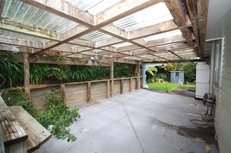 Photo of property in 27 Queens Road, Glen Avon, New Plymouth, 4312