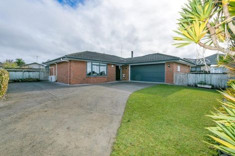 Photo of property in 6 Limousin Place, Grandview Heights, Hamilton, 3200