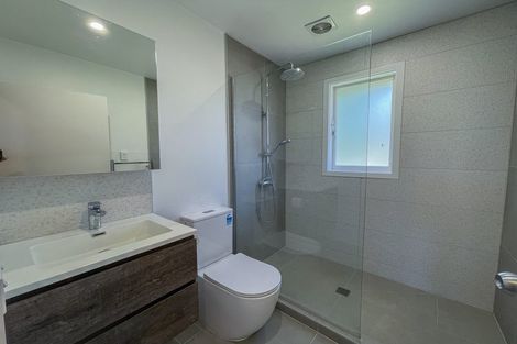 Photo of property in 39 Fairclough Road, Beach Haven, Auckland, 0626