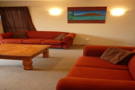 Photo of property in 57 Lavery Place, Sunnynook, Auckland, 0632