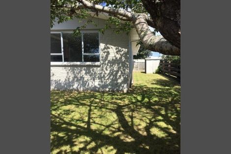 Photo of property in 4 Villa Place, Bell Block, New Plymouth, 4312