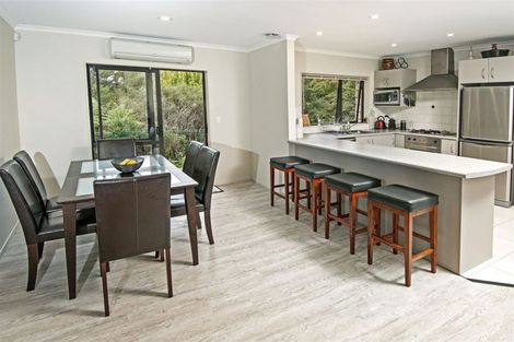 Photo of property in 23 Westglen Place, Ranui, Auckland, 0612