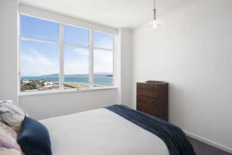 Photo of property in Rona House, 33 Rimu Street, Eastbourne, Lower Hutt, 5013