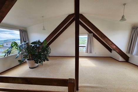 Photo of property in 1 Lindis Close, Kelson, Lower Hutt, 5010