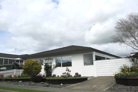 Photo of property in 1/11 Stead Crescent, Stoke, Nelson, 7011