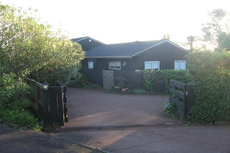 Photo of property in 22 Sunnyhill Crescent, Sunnyhills, Auckland, 2010