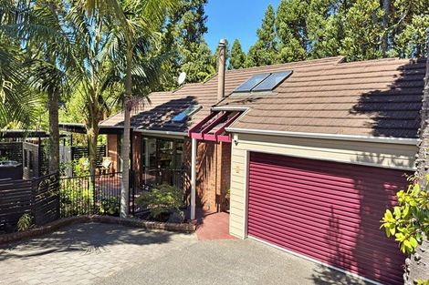 Photo of property in 11 Fitzpatrick Place, Chatswood, Auckland, 0626