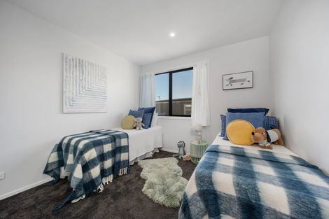 Photo of property in 2b Kaiaho Close, Aotea, Porirua, 5024