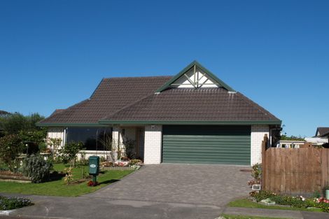 Photo of property in 1/29 Crescent Hills Court, Northpark, Auckland, 2013
